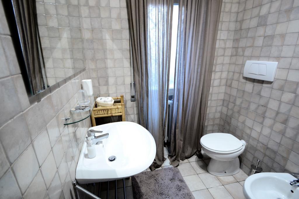 We Love It - Bestbnb Garbatella 로마 외부 사진