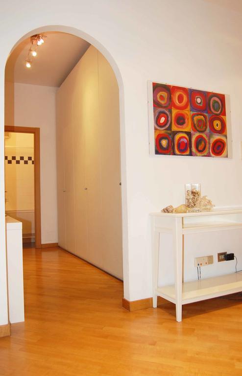 We Love It - Bestbnb Garbatella 로마 외부 사진