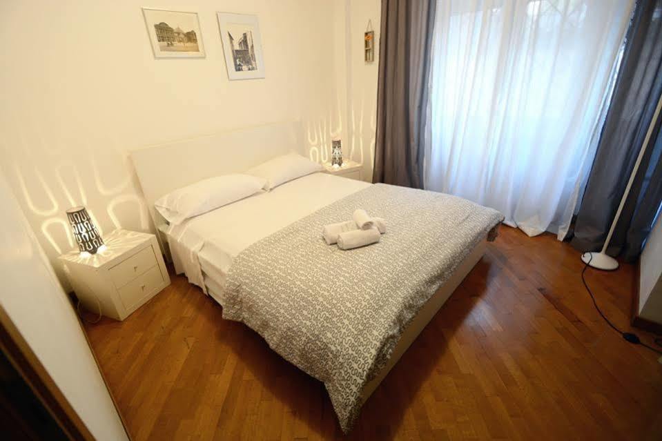 We Love It - Bestbnb Garbatella 로마 외부 사진
