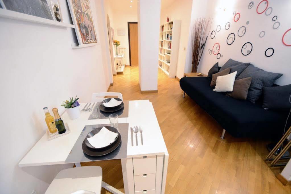 We Love It - Bestbnb Garbatella 로마 외부 사진
